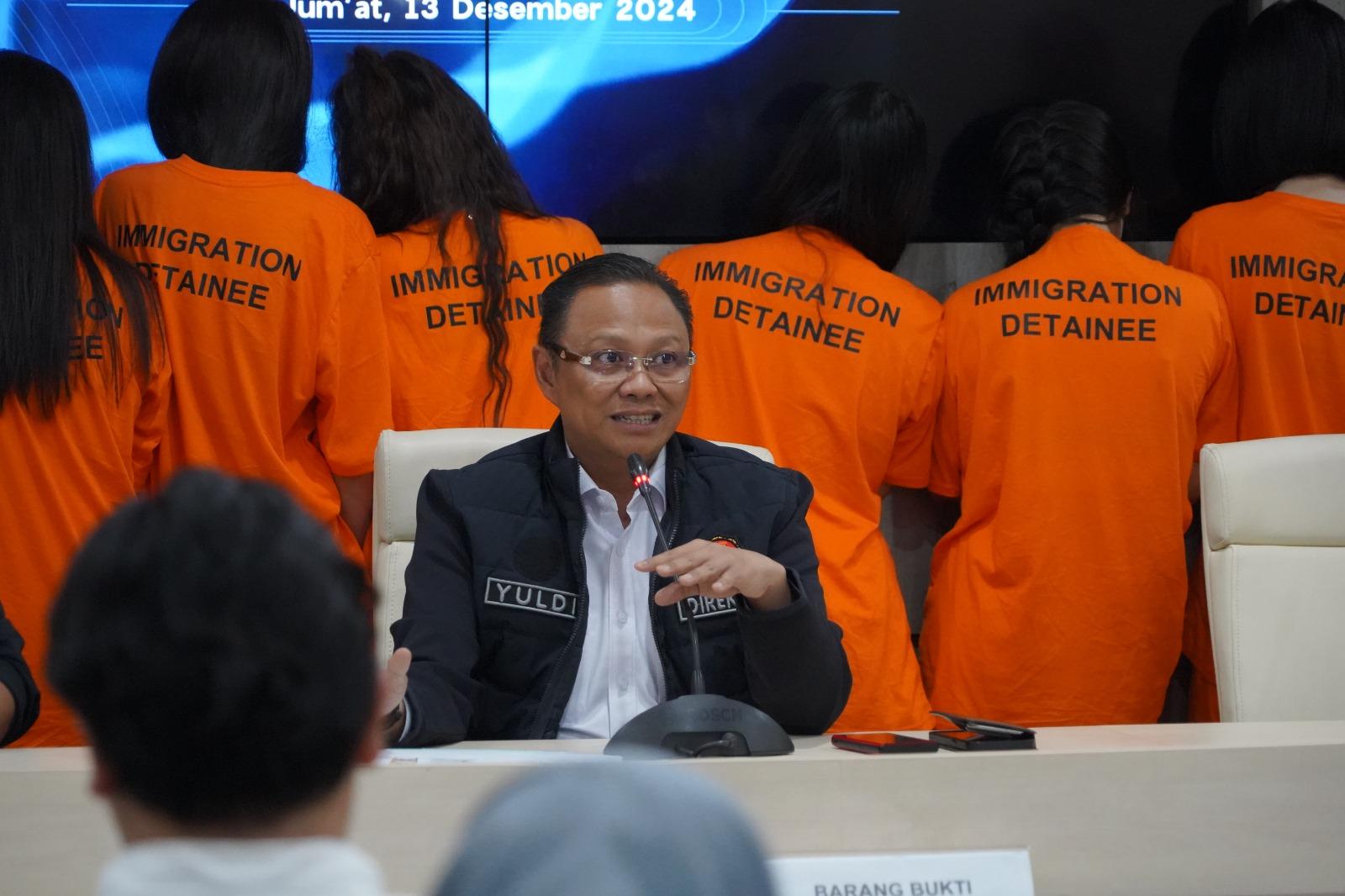Ditjen Imigrasi Gerebek 12 PSK WNA Bagian dari Jaringan Prostitusi Internasional